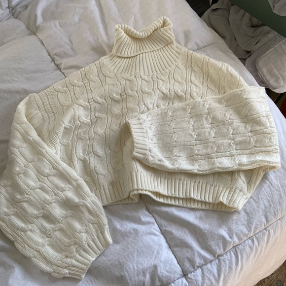 Divided Turtleneck Crop Sweater, size L - Picture 1 of 3